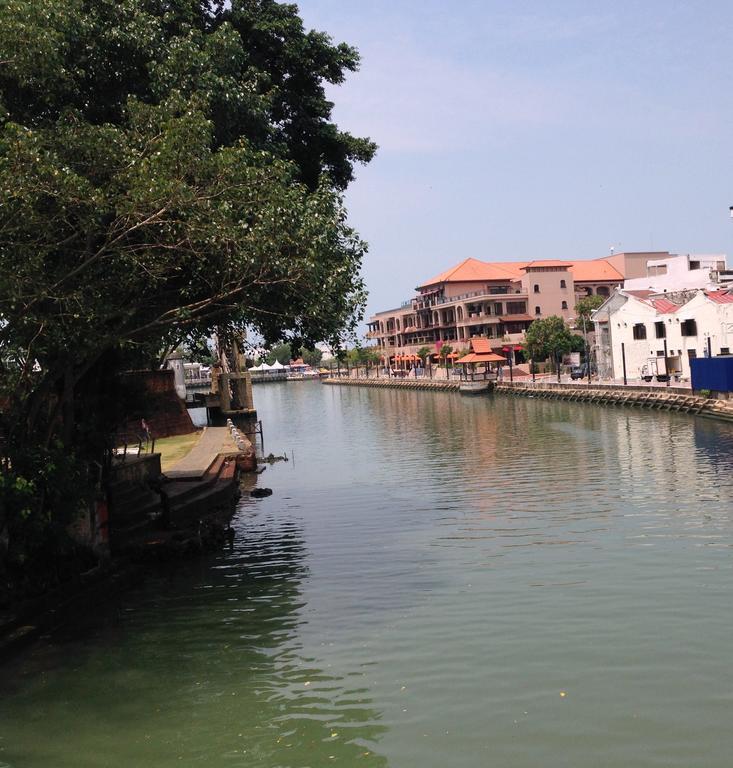 Relax & Chill At Malacca River Buitenkant foto