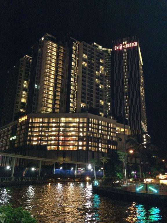 Relax & Chill At Malacca River Buitenkant foto