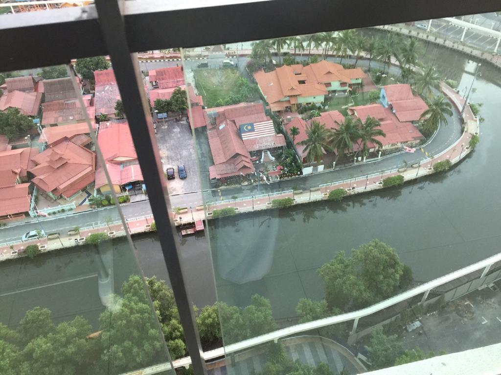 Relax & Chill At Malacca River Buitenkant foto
